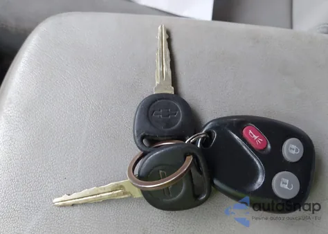 2006 Chevrolet Equinox Ls из США, поврежденный, VIN 2CNDL13F666207180